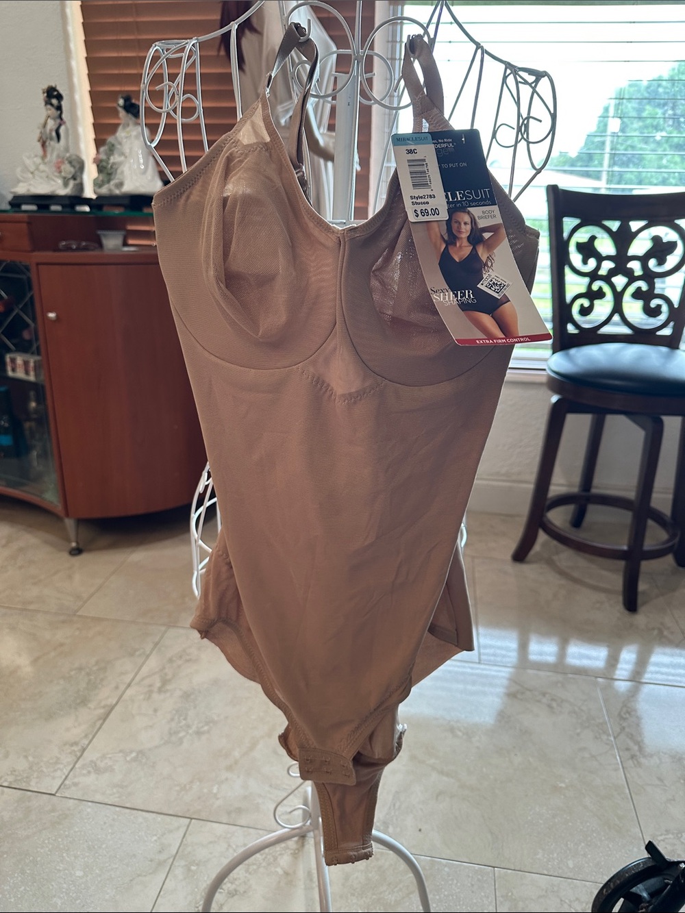 Miraclesuit Nude/Tan Underwire Shaping Bodysuit
